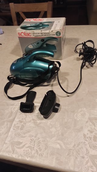 Aspiradora Solac Shark Plus 750W
