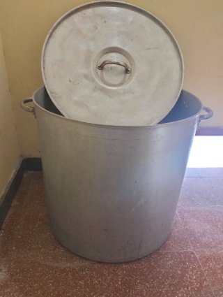 Olla 80L Aluminio con Tapa