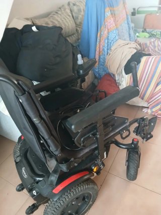 Silla de ruedas eléctrica