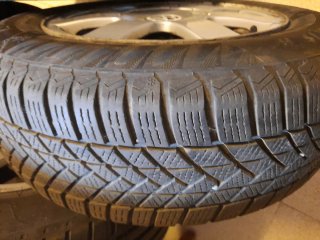 Llantas aluminio VW Touran con neumáticos