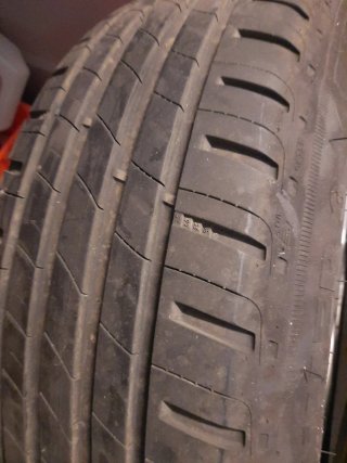 Llantas aluminio VW Touran con neumáticos