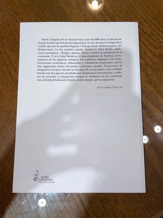 Revista Grand Place: pensamiento y cultura.