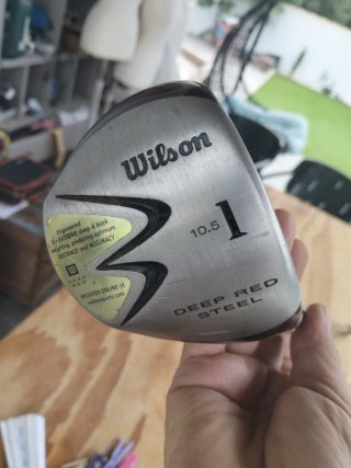 Palo de golf Wilson Deep Red 10.5°