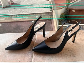 Zapatos de tacón Tejus de piel negros-sin usar!