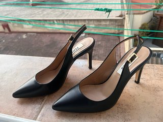 Zapatos de tacón Tejus de piel negros-sin usar!