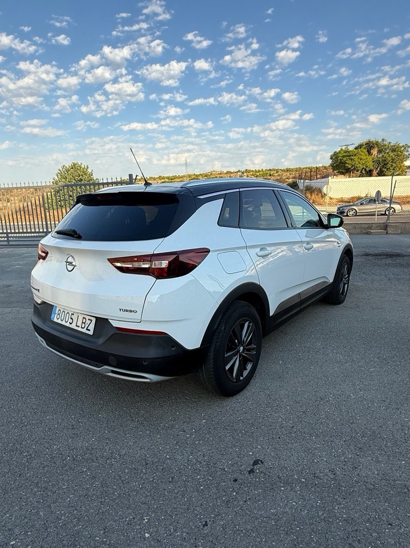 Opel Grandland X 2019, foto 4