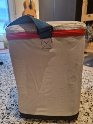 Nevera portátil autoinchable Quechua 26L