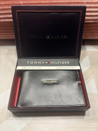 Cartera Tommy Hilfiger Negra RFID