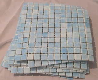 Baldosa azulejo Gresite azul claro piscina jardín