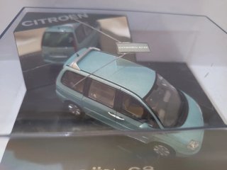 Maqueta Citroën C8 escala 1/43 Norev