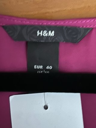 Top H&M Morado Bordado Talla 40
