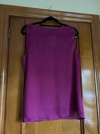Top H&M Morado Bordado Talla 40