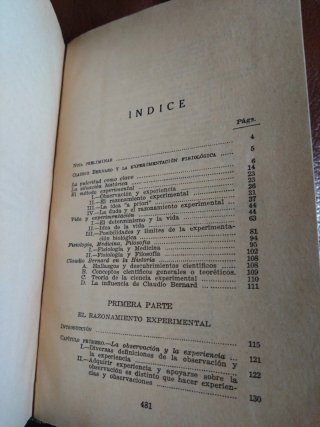 LIBROS DE TEMÁTICA MÉDICA - E 4