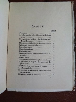 LIBROS DE TEMÁTICA MÉDICA - E 4