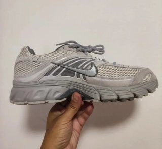 T45 Nike Air Max Moto 2K