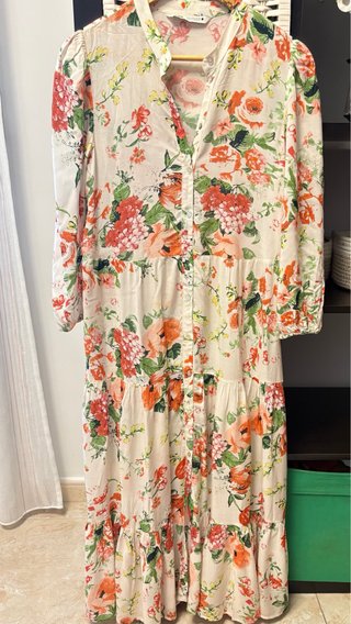 Vestido largo estampado floral Zara