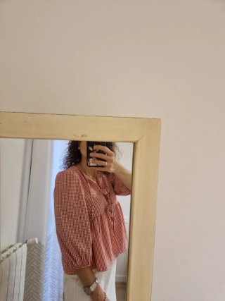 Blusa Vichy cuadros rojos y blancos