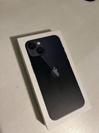iPhone 13 Apple