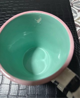 Tazza mostruosa in ceramica