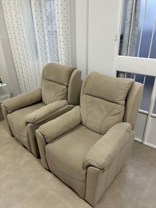 2 Sillones Beige Tela/Ante Precio negociable