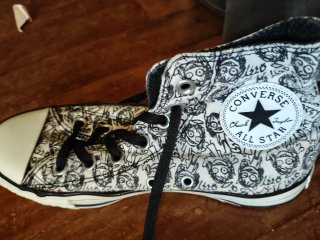 Converse gótica heavy ozzy