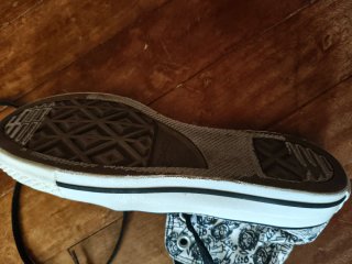 Converse gótica heavy ozzy