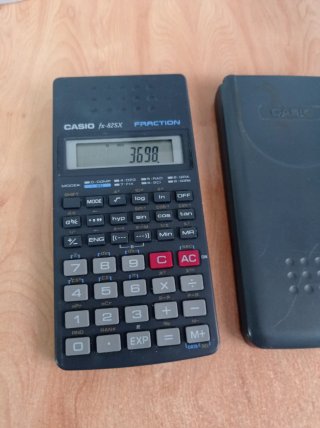 Calculadora Científica Casio fx-82SX