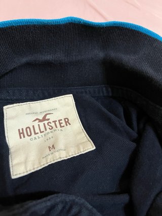 Polo Hollister Negro y Azul Talla M