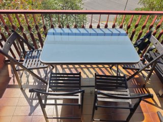 Mesa y 4 Sillas Balcón