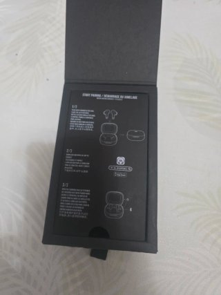 Caja vacía JBL Live Pro 2 TWS
