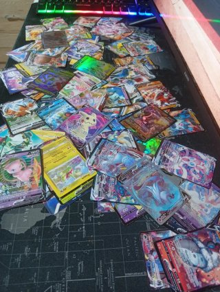 +80 Cartas Pokémon