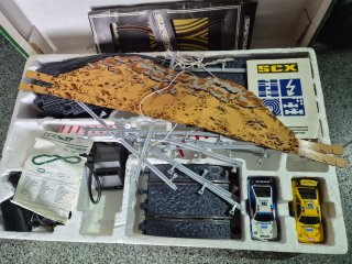 Scalextric SCX TT Africa Peugeot 405