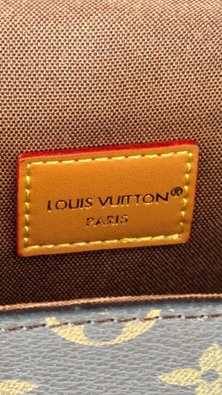 Bolso Louis Vuitton Monogram Dorado