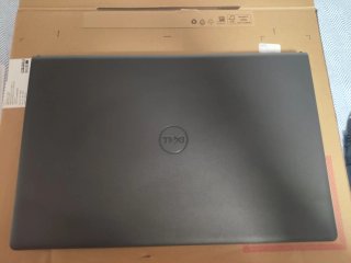 Portátil Dell DC15250 i5 13th 16 GB RAM 512Gb SSD