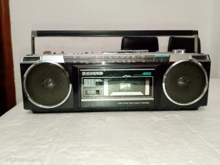Radio Cassette Sanyo M-7120K.