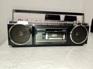 Radio Cassette Sanyo M-7120K.