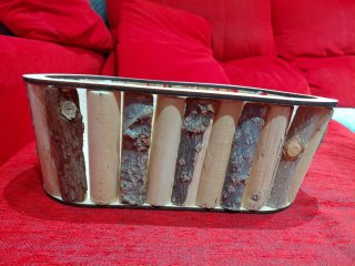 Cesta de madera decorativa sin estrenar