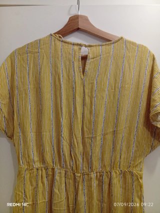 Vestido largo amarillo de verano