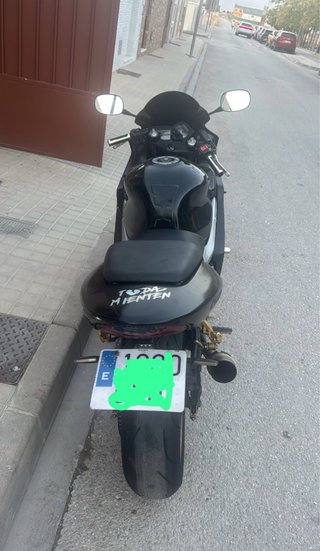 Honda CBR 600 F Negra