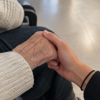 Cuidadora gent gran