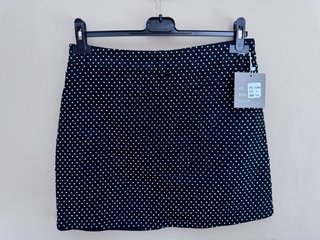 Minifalda negra con pedrería Talla L