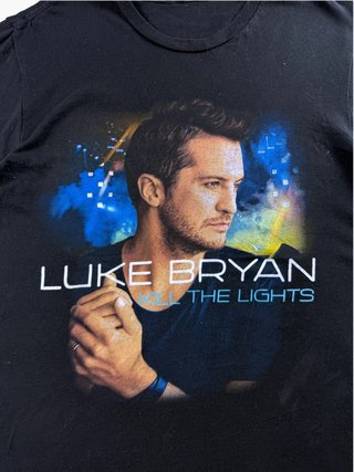 Vintage Graphic T-Shirt Luke Bryan Kill The