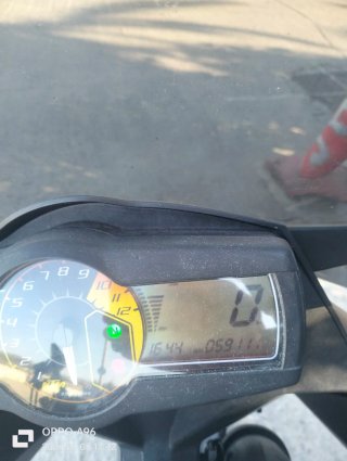 KTM 990 smt Adventure Negra y Blanca