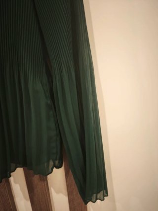 Blusa Stradivarius verde talla m