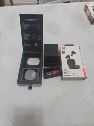 Caja vacía auriculares JBL LIVE PRO+ TWS