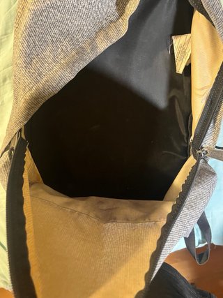 Mochila Eastpak gris
