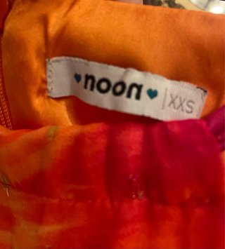 Vestido largo estampado naranja y rojo