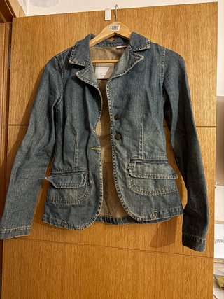 Cazadora vaquera Zara