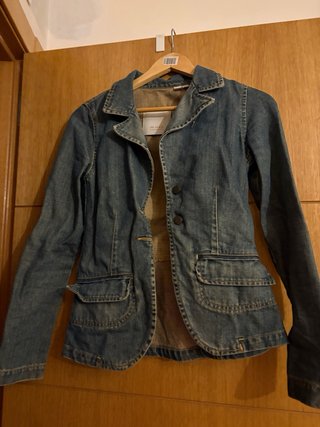 Cazadora vaquera Zara