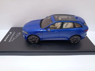 Maqueta Jaguar F-Pace escala 1/43 TSM